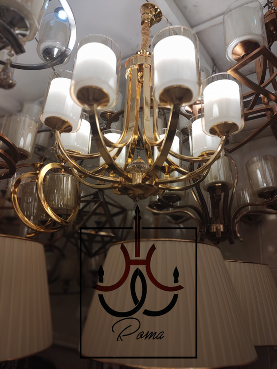 لوستر افروز رنگ طلایی، طراحی مدرن لهستانی مناسب سالن پذیرایی