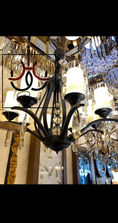 لوستر مشکی مدل غنچه با طراحی مدرن لهستانی و نوردهی مناسب فضای سالن و پذیرایی