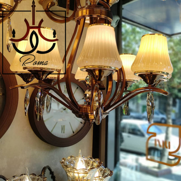 لوستر نسکافهای مدل غنچه با حباب کلاسیک، طراحی لهستانی خاص مناسب سالن و پذیرایی