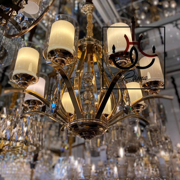 لوستر ۸ شاخه مدل غنچه با طراحی لهستانی و تنوع رنگ، مناسب سالن پذیرایی طلایی