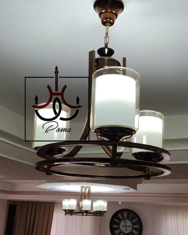 لوستر مدرن عصایی دو رینگ هشت شاخه رنگ نسکافهای مناسب سالن پذیرایی مدرن