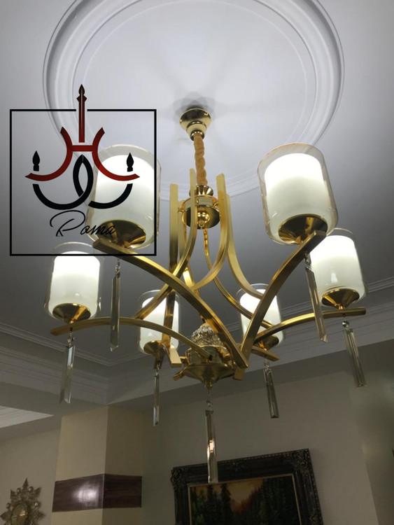 لوستر خورشیدی با طراحی مدرن و رنگبندی متنوع مناسب سالن پذیرایی