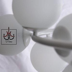 لوستر مدرن مولکولی ۱۵ شعله سفید با طراحی مینیمال و قطر ۶۵ سانت، مناسب پذیرایی و اتاق خواب