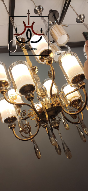 لوستر آرامیس ۱۰ شاخه رنگ طلایی با طراحی فاخر کلاسیک مناسب پذیراییهای بزرگ و لاکچری
