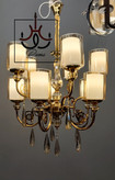 لوستر آرامیس ۱۰ شاخه رنگ طلایی با طراحی فاخر کلاسیک مناسب پذیراییهای بزرگ و لاکچری