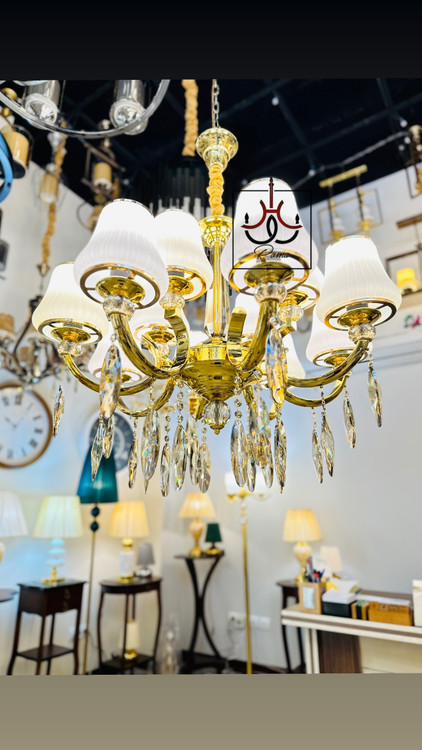 لوستر ماهی کریستالی طلایی با آویزهای شفاف و بدنه برنجی | قطر ۷۰ سانت